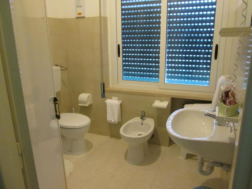 Hotel Autostello Castellana Grotte Room photo