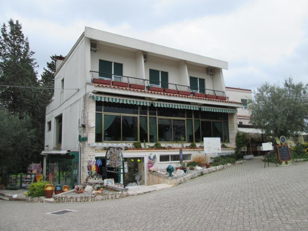 Hotel Autostello Castellana Grotte Room photo